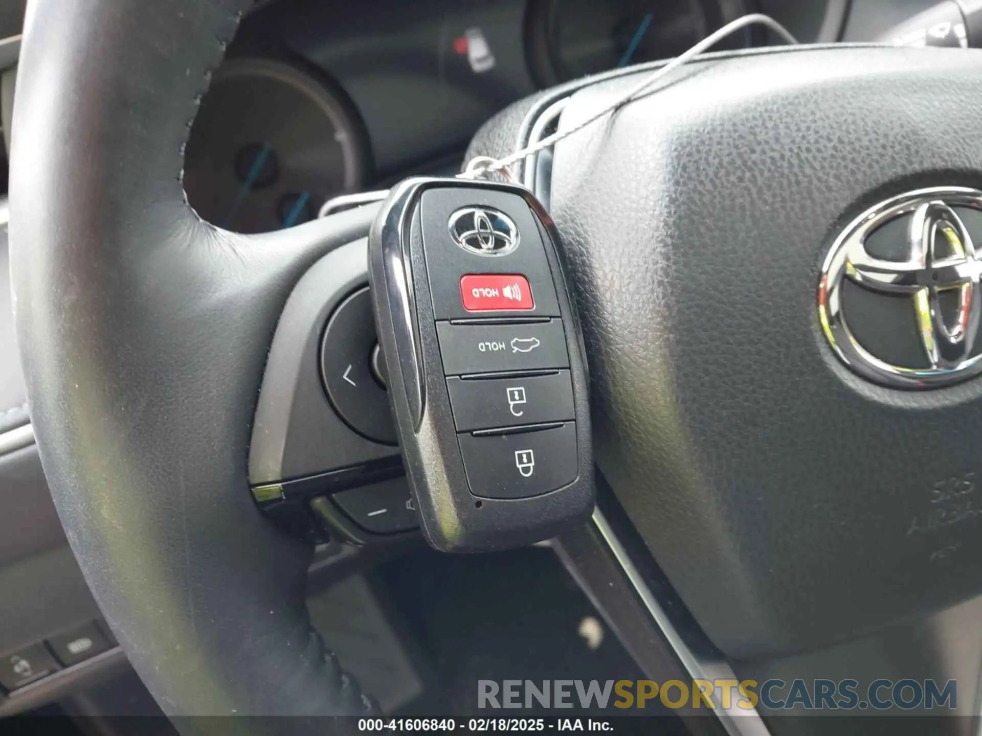 11 Фотография поврежденного автомобиля JTEAAAAH5NJ108042 TOYOTA VENZA 2022