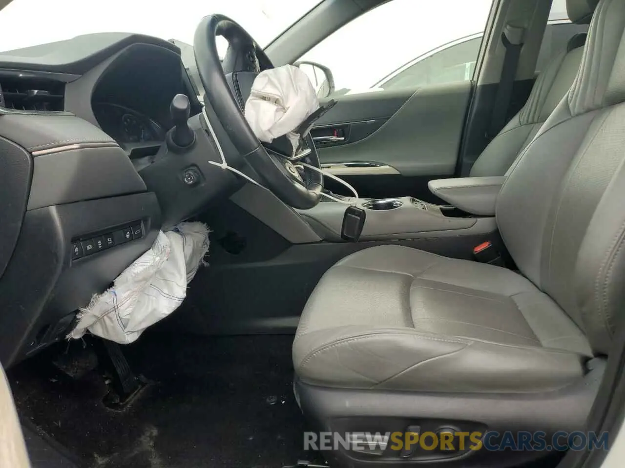 7 Photograph of a damaged car JTEAAAAH6NJ107417 TOYOTA VENZA 2022