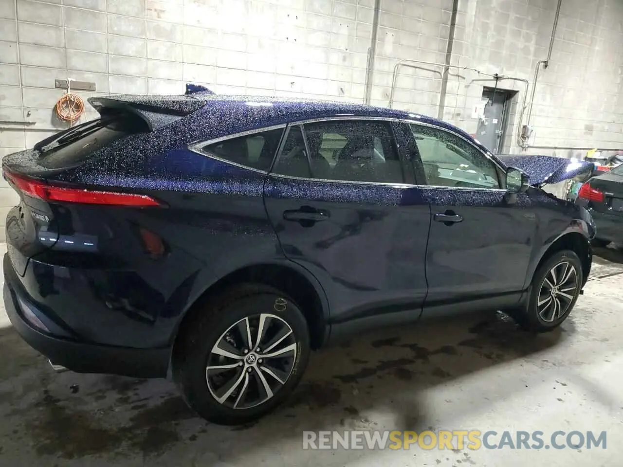 3 Photograph of a damaged car JTEAAAAH9NJ099426 TOYOTA VENZA 2022