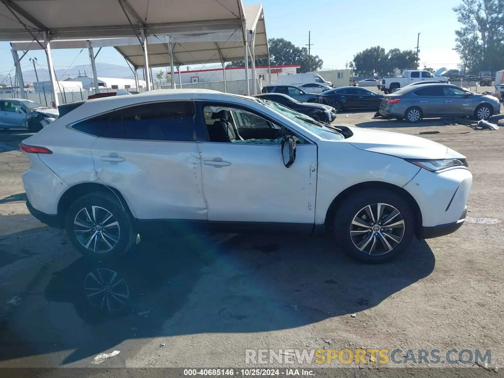 13 Photograph of a damaged car JTEAAAAH0PJ127438 TOYOTA VENZA 2023