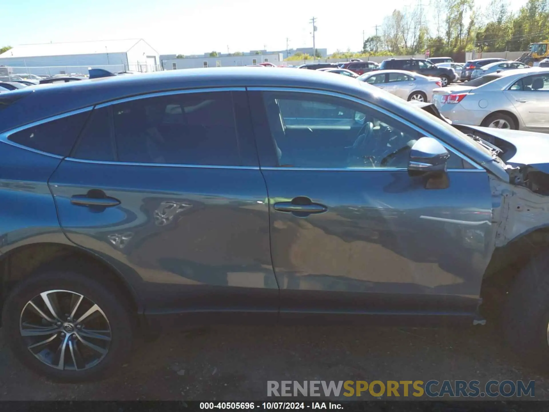 14 Photograph of a damaged car JTEAAAAH1PJ123995 TOYOTA VENZA 2023