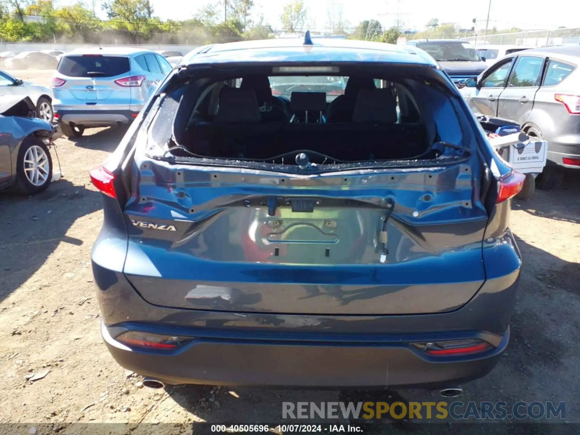 17 Photograph of a damaged car JTEAAAAH1PJ123995 TOYOTA VENZA 2023