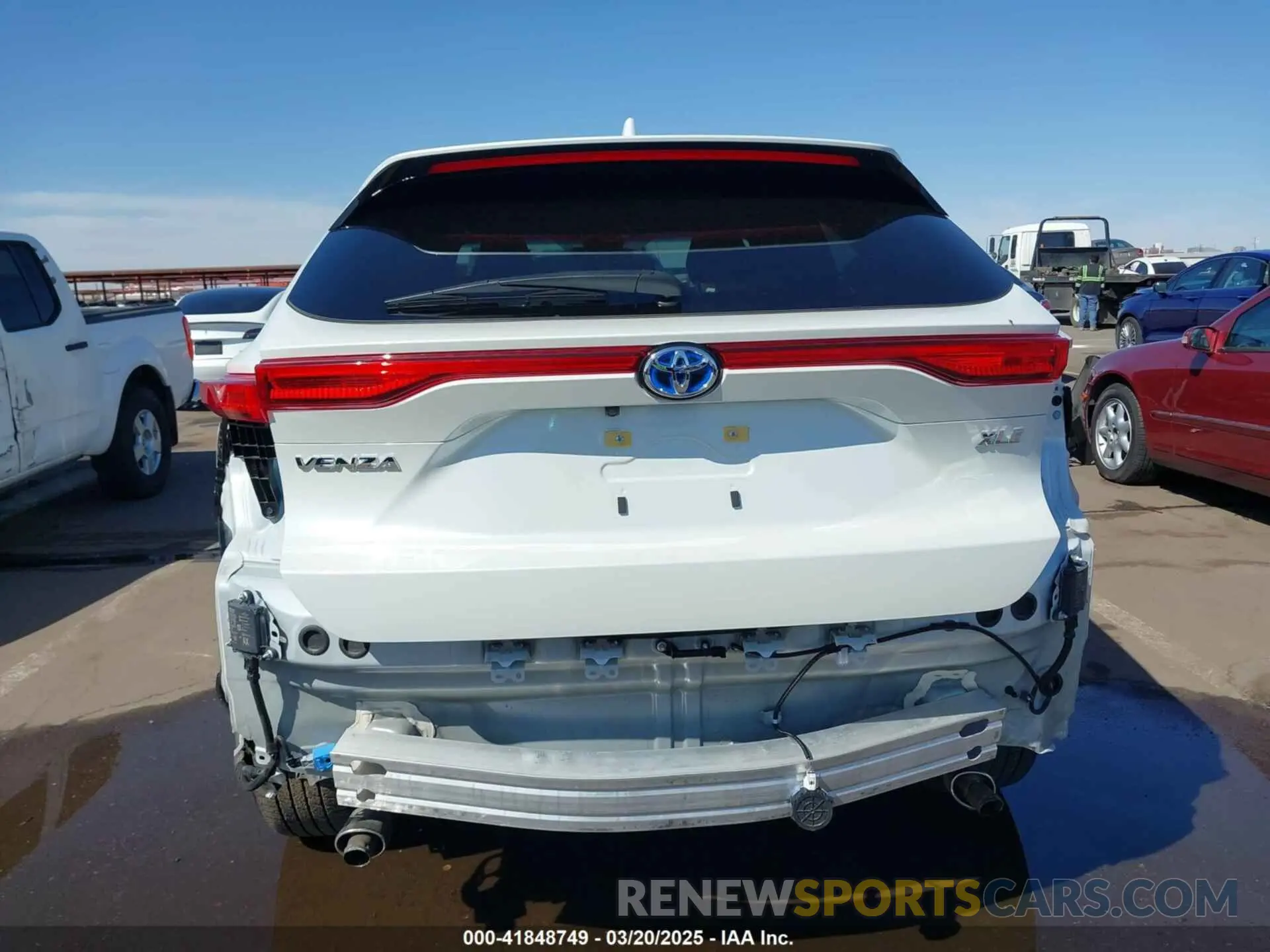 17 Фотография поврежденного автомобиля JTEAAAAH1PJ152011 TOYOTA VENZA 2023