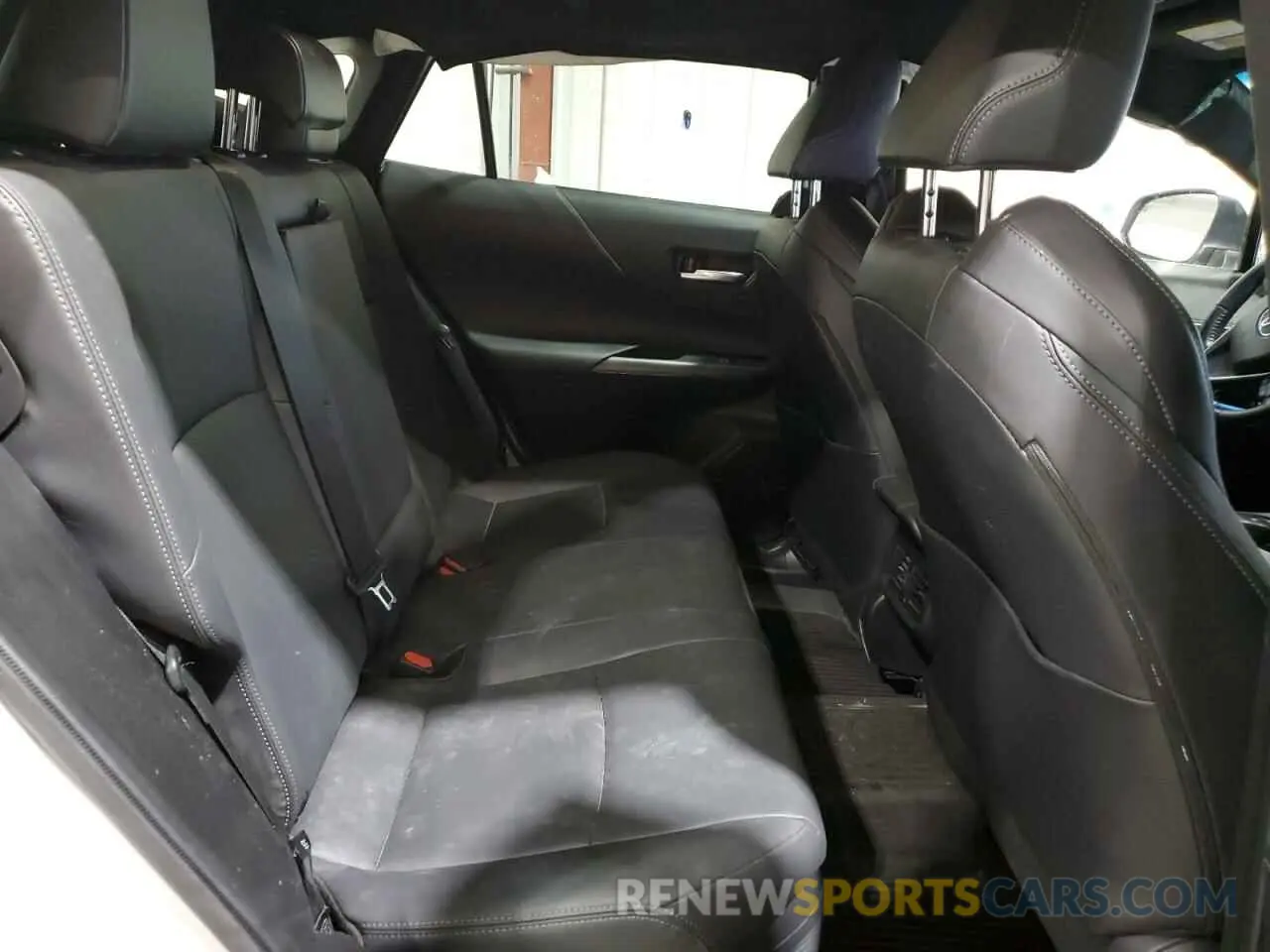 11 Photograph of a damaged car JTEAAAAH4PJ120198 TOYOTA VENZA 2023