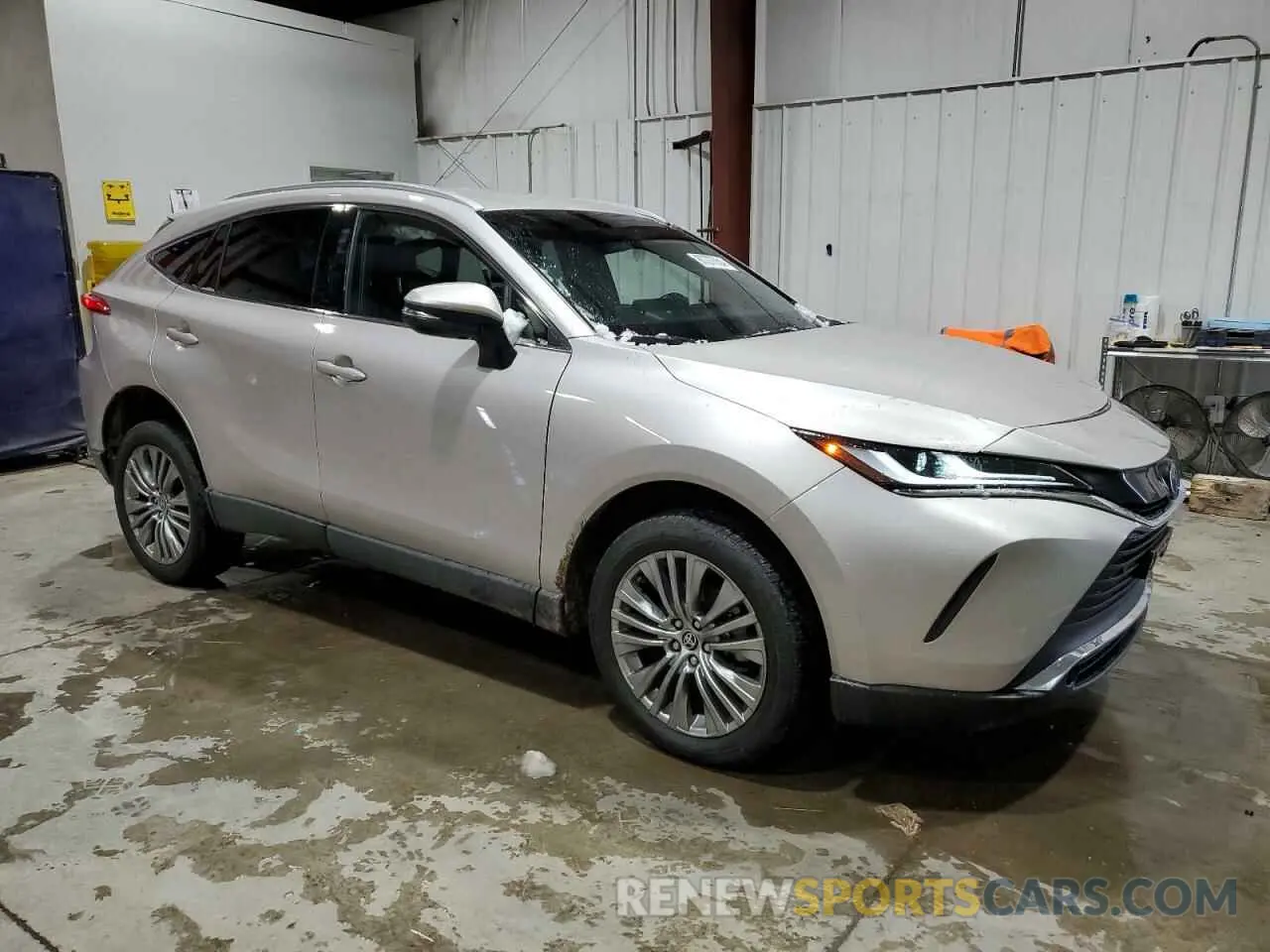 4 Photograph of a damaged car JTEAAAAH4PJ120198 TOYOTA VENZA 2023