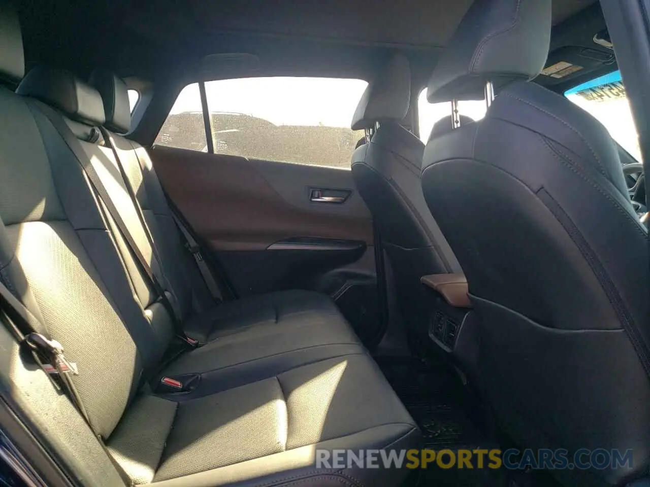 11 Фотография поврежденного автомобиля JTEAAAAH4PJ121349 TOYOTA VENZA 2023
