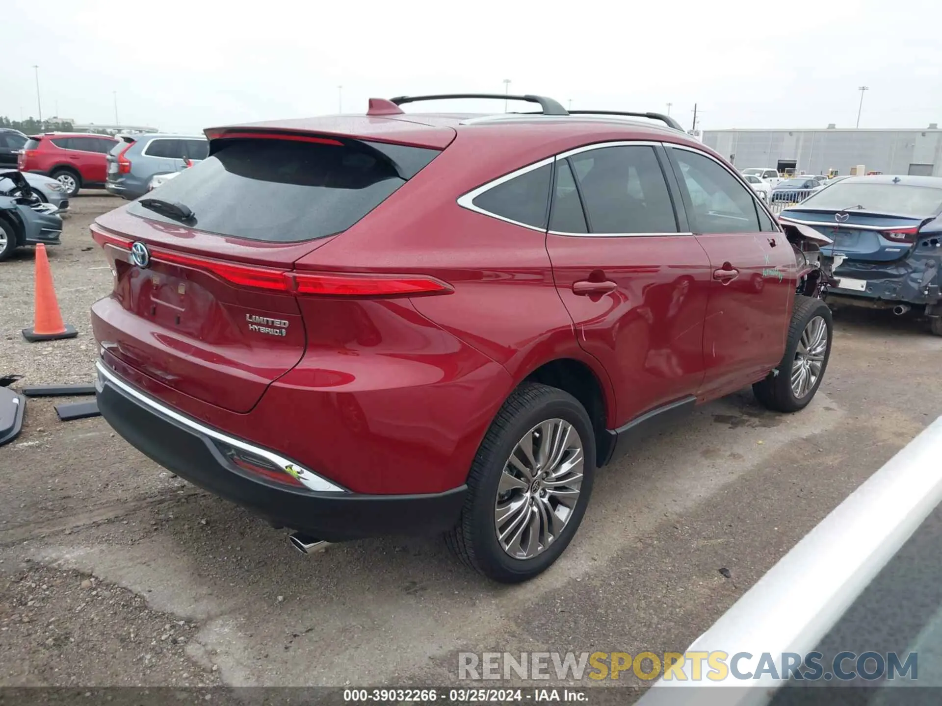 4 Photograph of a damaged car JTEAAAAH4PJ129709 TOYOTA VENZA 2023