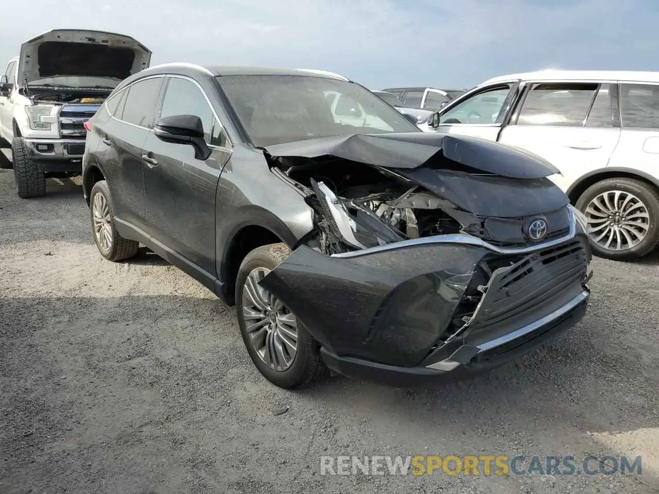 4 Photograph of a damaged car JTEAAAAH5PJ131792 TOYOTA VENZA 2023