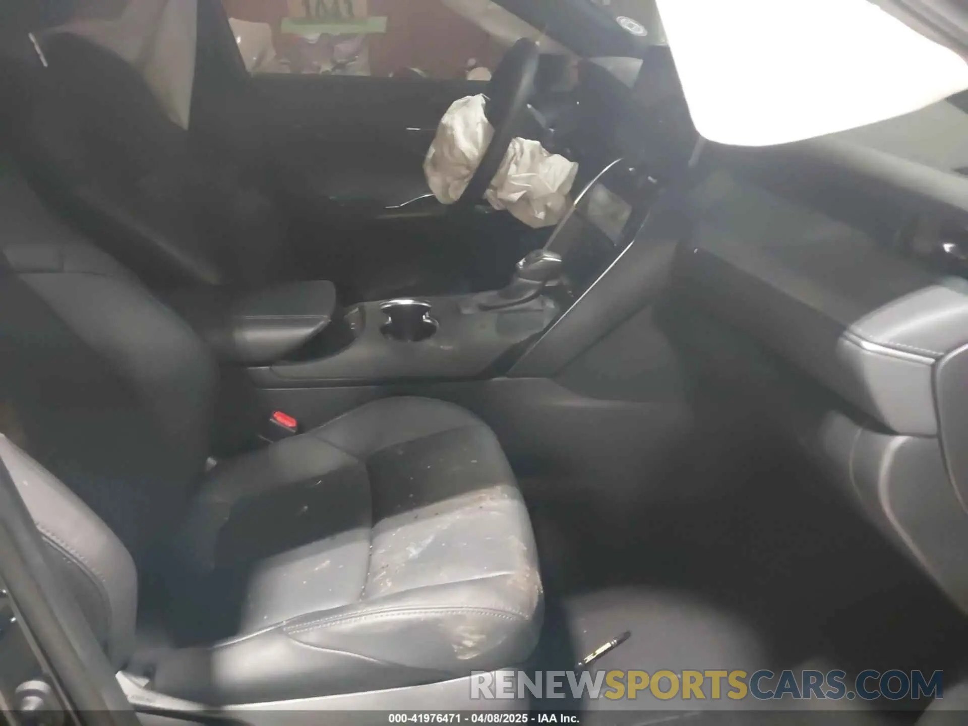 5 Photograph of a damaged car JTEAAAAH7PJ125721 TOYOTA VENZA 2023