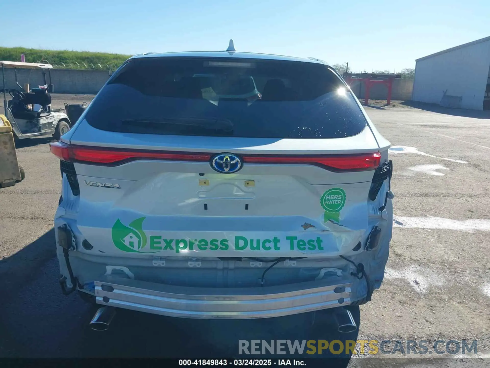 17 Фотография поврежденного автомобиля JTEAAAAH8PJ134055 TOYOTA VENZA 2023