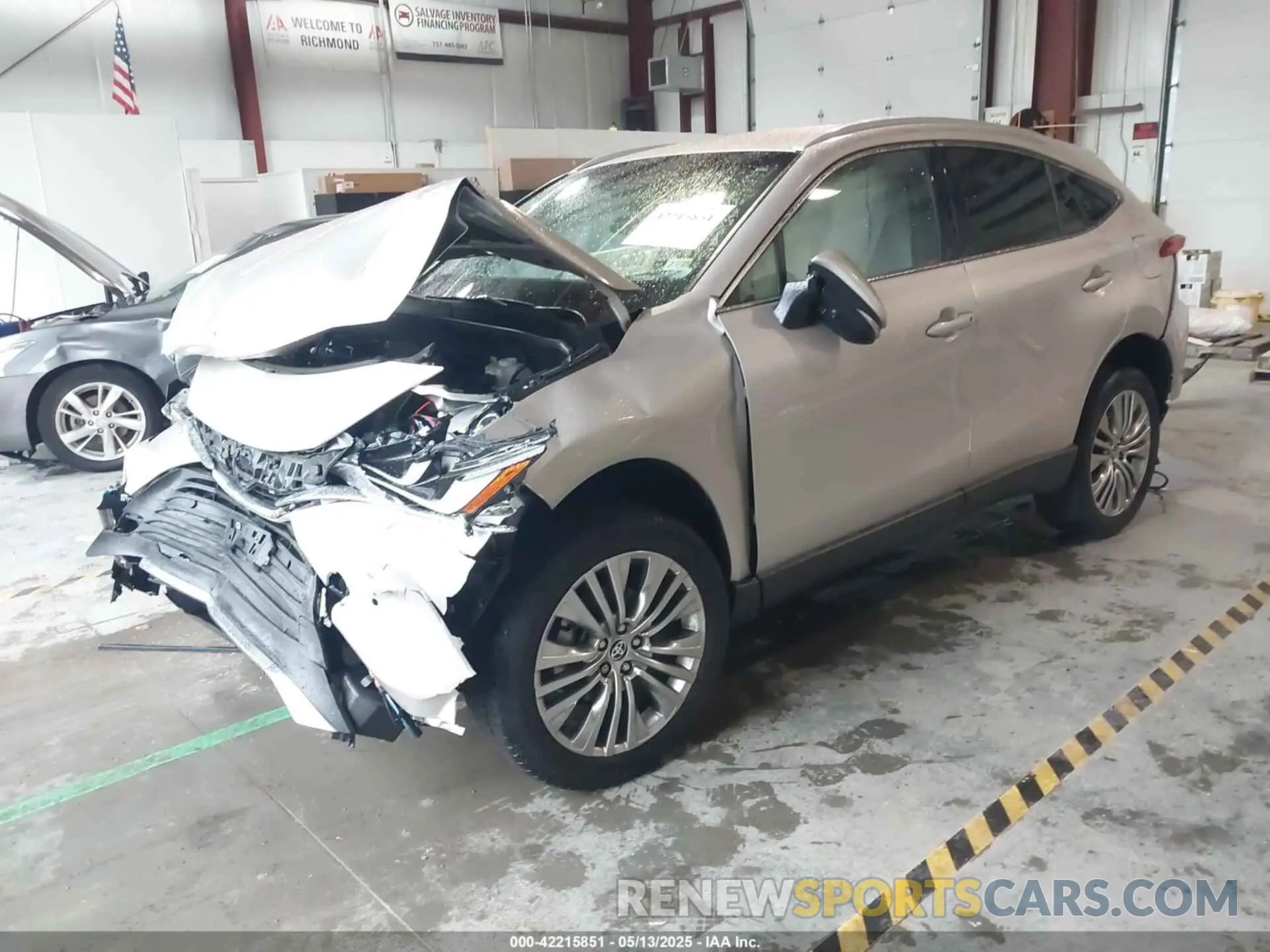 2 Фотография поврежденного автомобиля JTEAAAAH8PJ138283 TOYOTA VENZA 2023