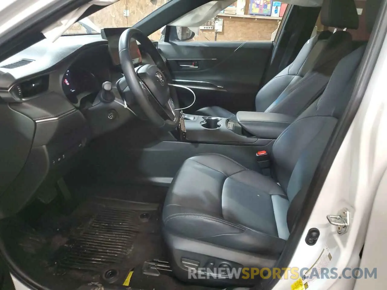 7 Photograph of a damaged car JTEAAAAH1RJ160872 TOYOTA VENZA 2024