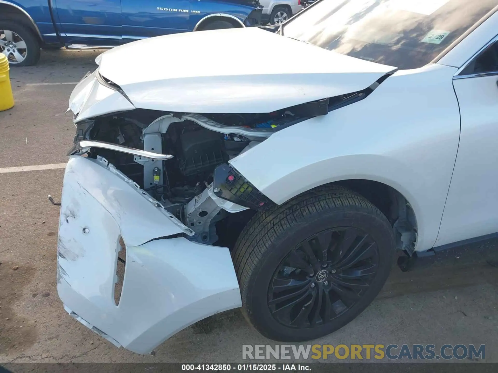 6 Photograph of a damaged car JTEAAAAH2RJ158676 TOYOTA VENZA 2024