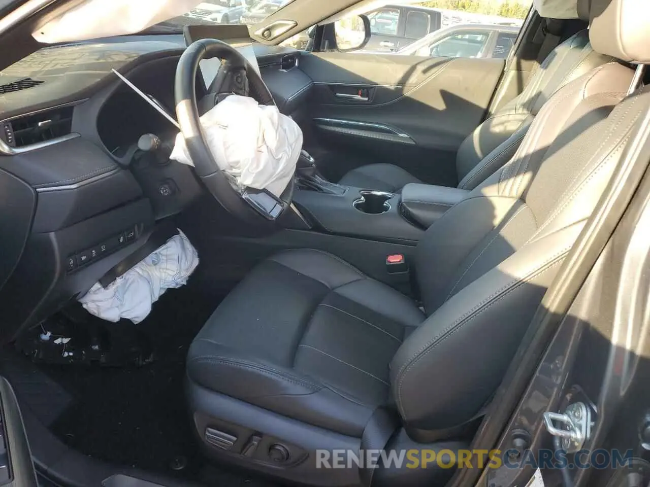 7 Photograph of a damaged car JTEAAAAH3RJ164471 TOYOTA VENZA 2024