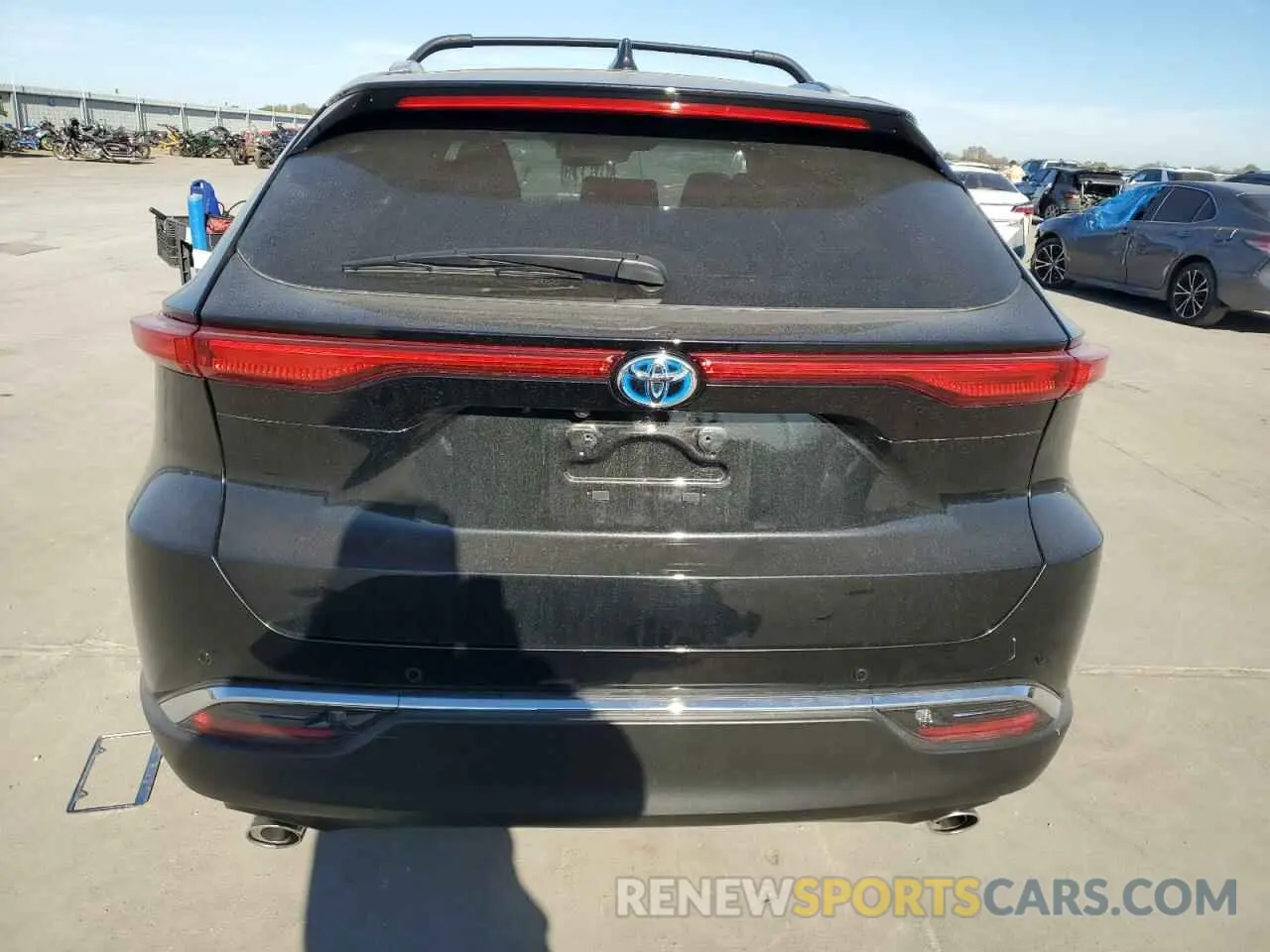 6 Photograph of a damaged car JTEAAAAH4RJ170795 TOYOTA VENZA 2024