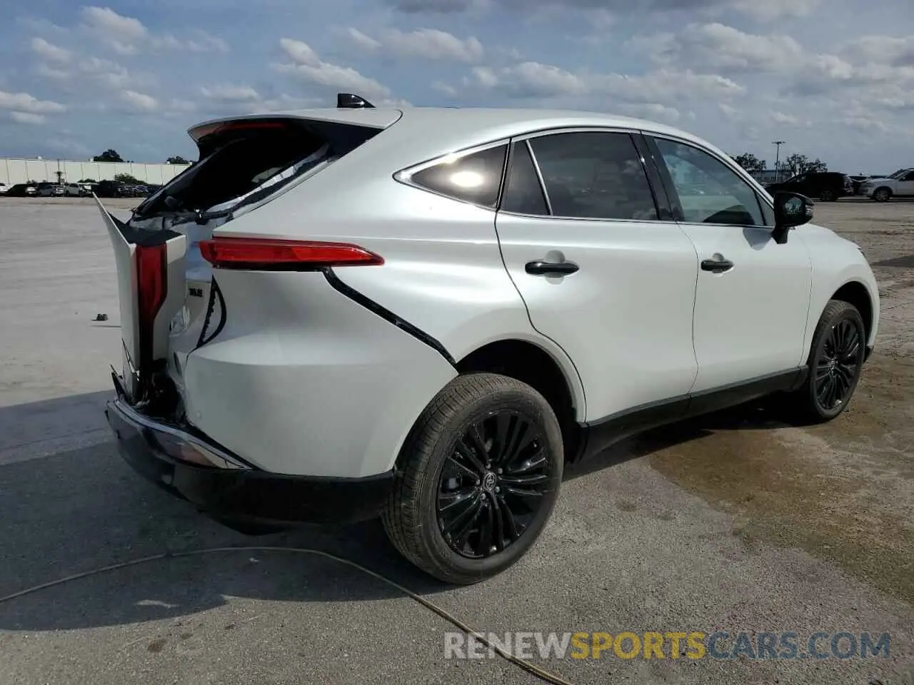 3 Фотография поврежденного автомобиля JTEAAAAH4RJ181828 TOYOTA VENZA 2024