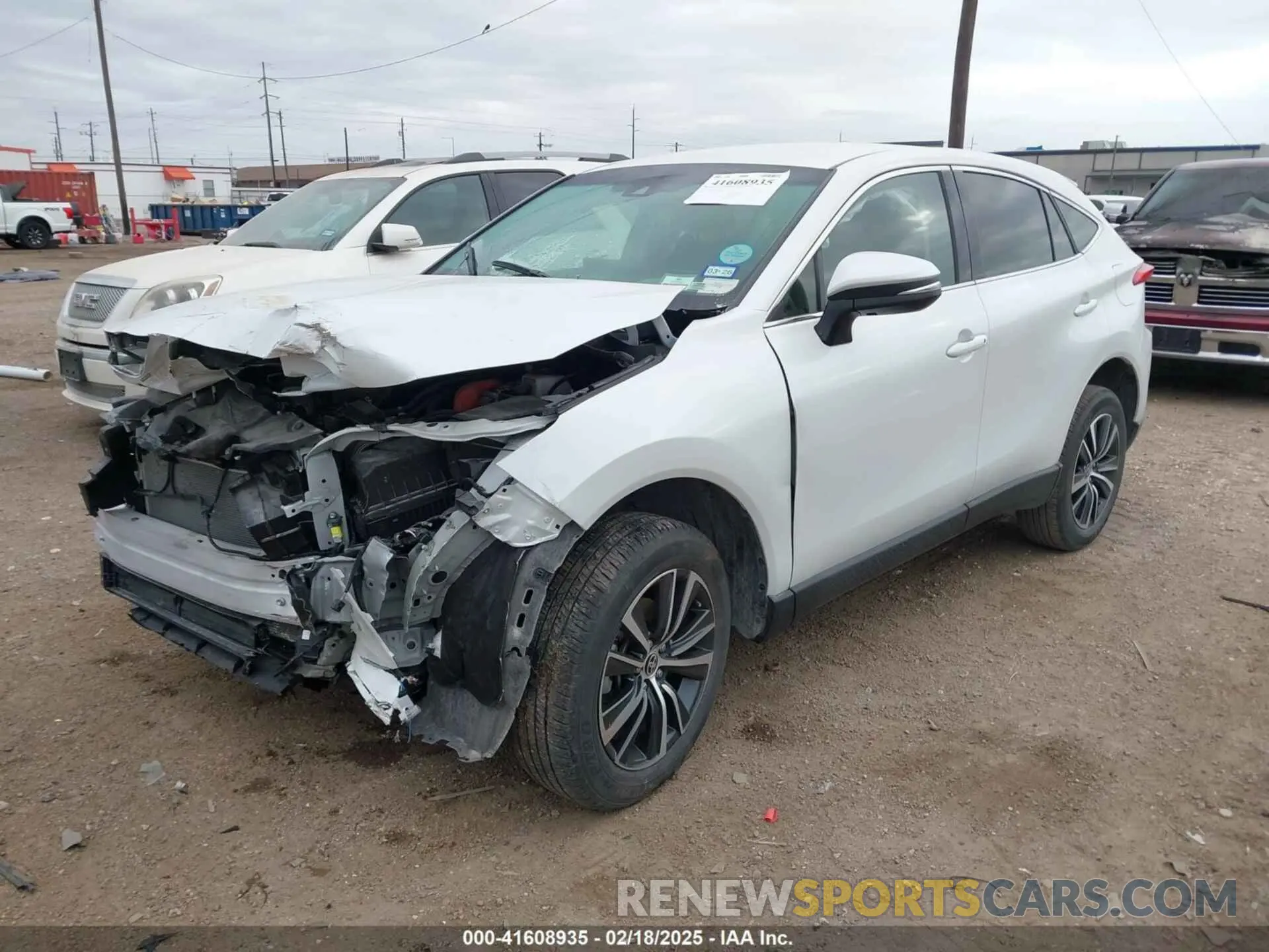 2 Фотография поврежденного автомобиля JTEAAAAH6RJ165999 TOYOTA VENZA 2024