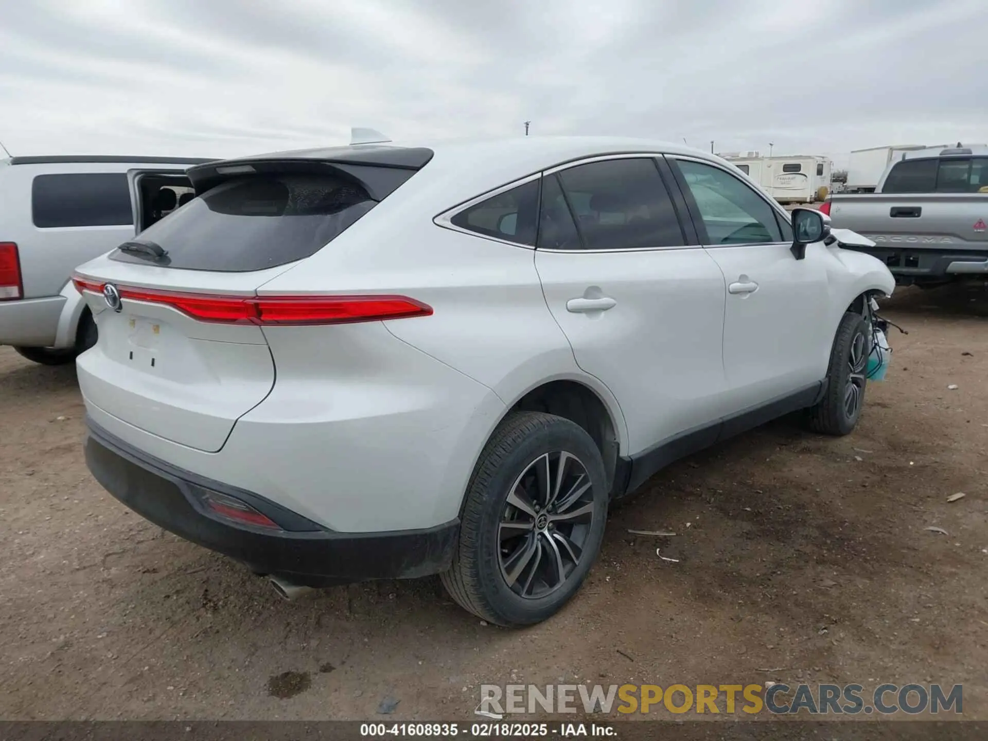 4 Фотография поврежденного автомобиля JTEAAAAH6RJ165999 TOYOTA VENZA 2024