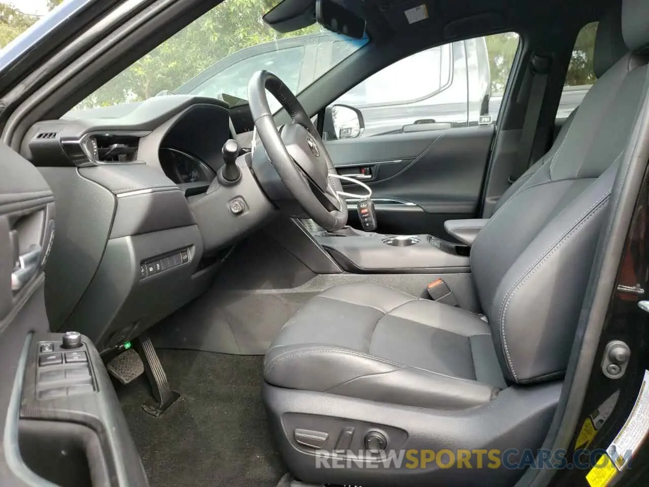 7 Photograph of a damaged car JTEAAAAH6RJ178154 TOYOTA VENZA 2024