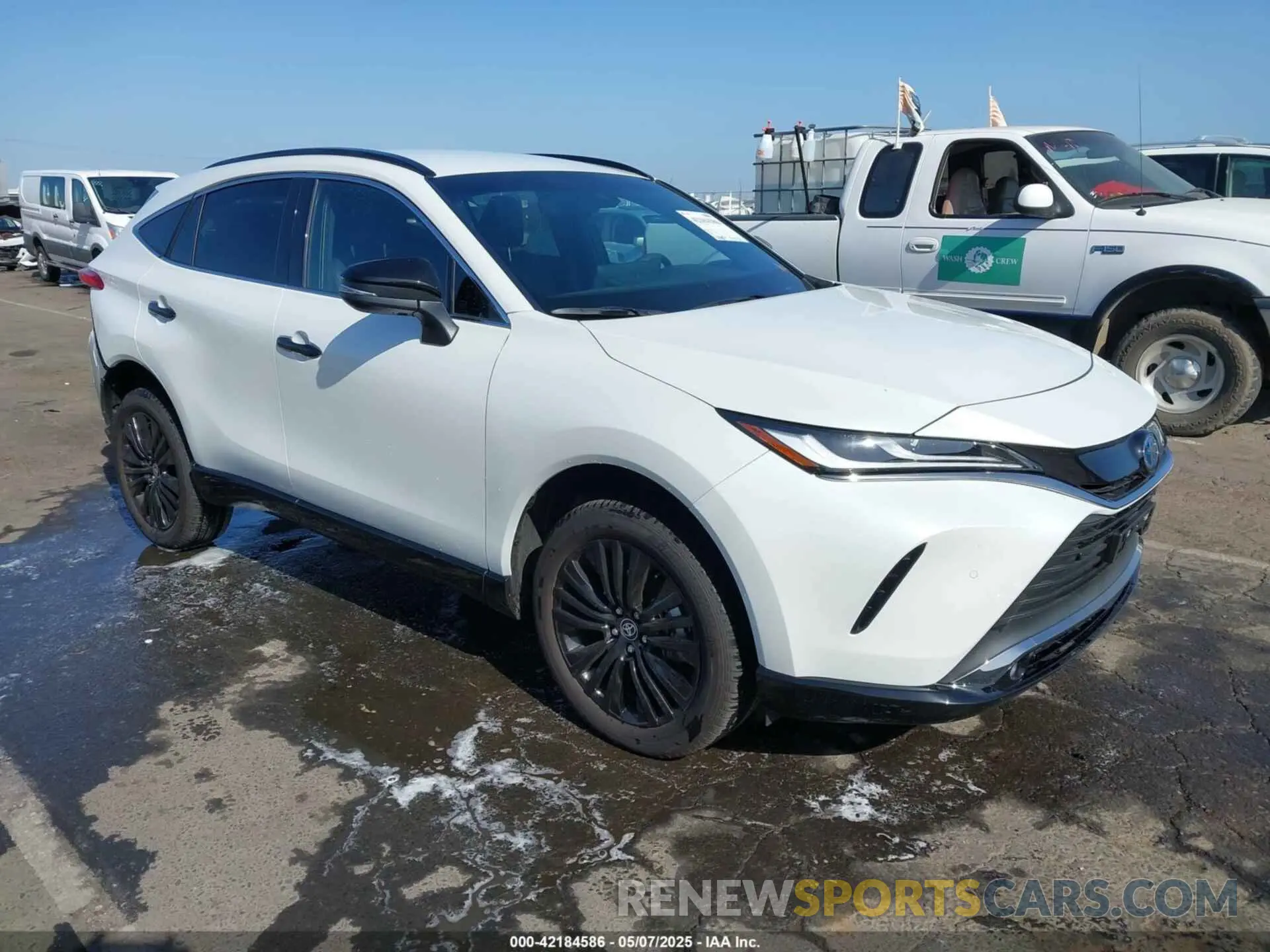 1 Photograph of a damaged car JTEAAAAH7RJ155305 TOYOTA VENZA 2024