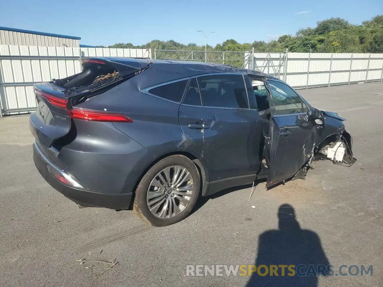 3 Photograph of a damaged car JTEAAAAH7RJ169236 TOYOTA VENZA 2024