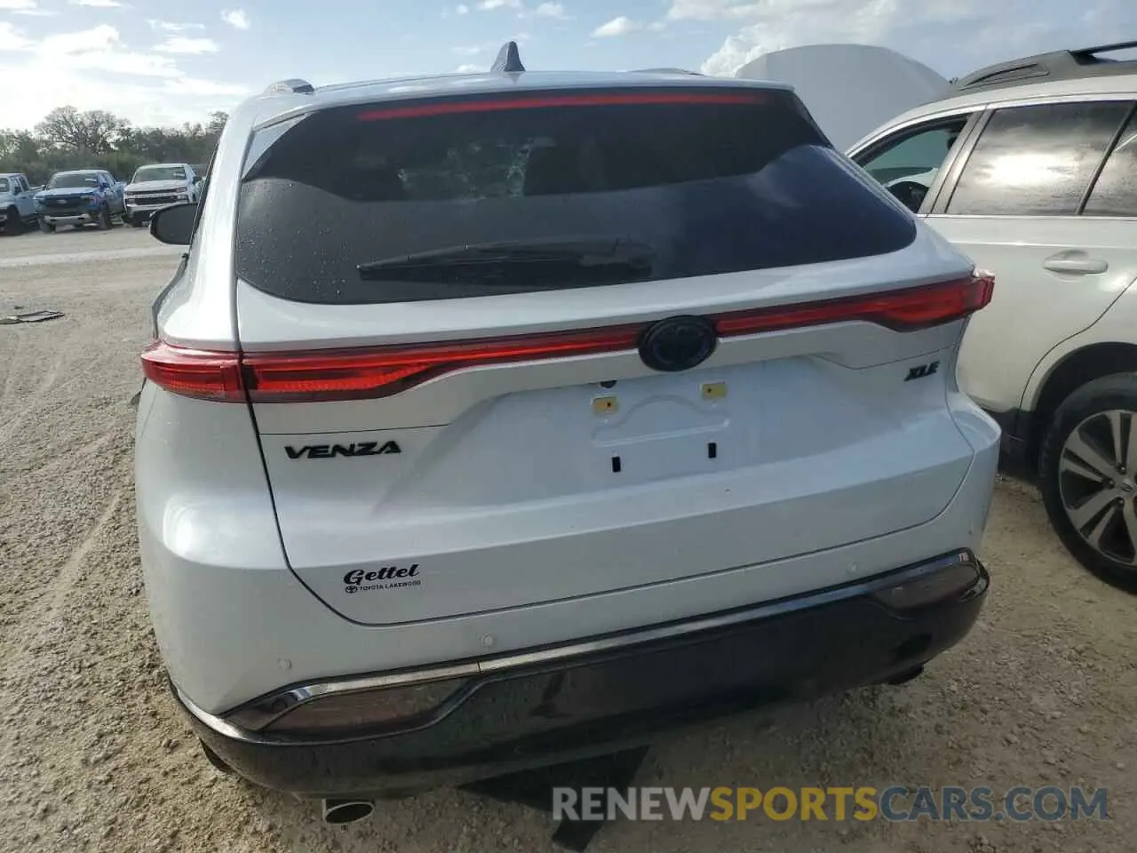 6 Photograph of a damaged car JTEAAAAH7RJ177286 TOYOTA VENZA 2024