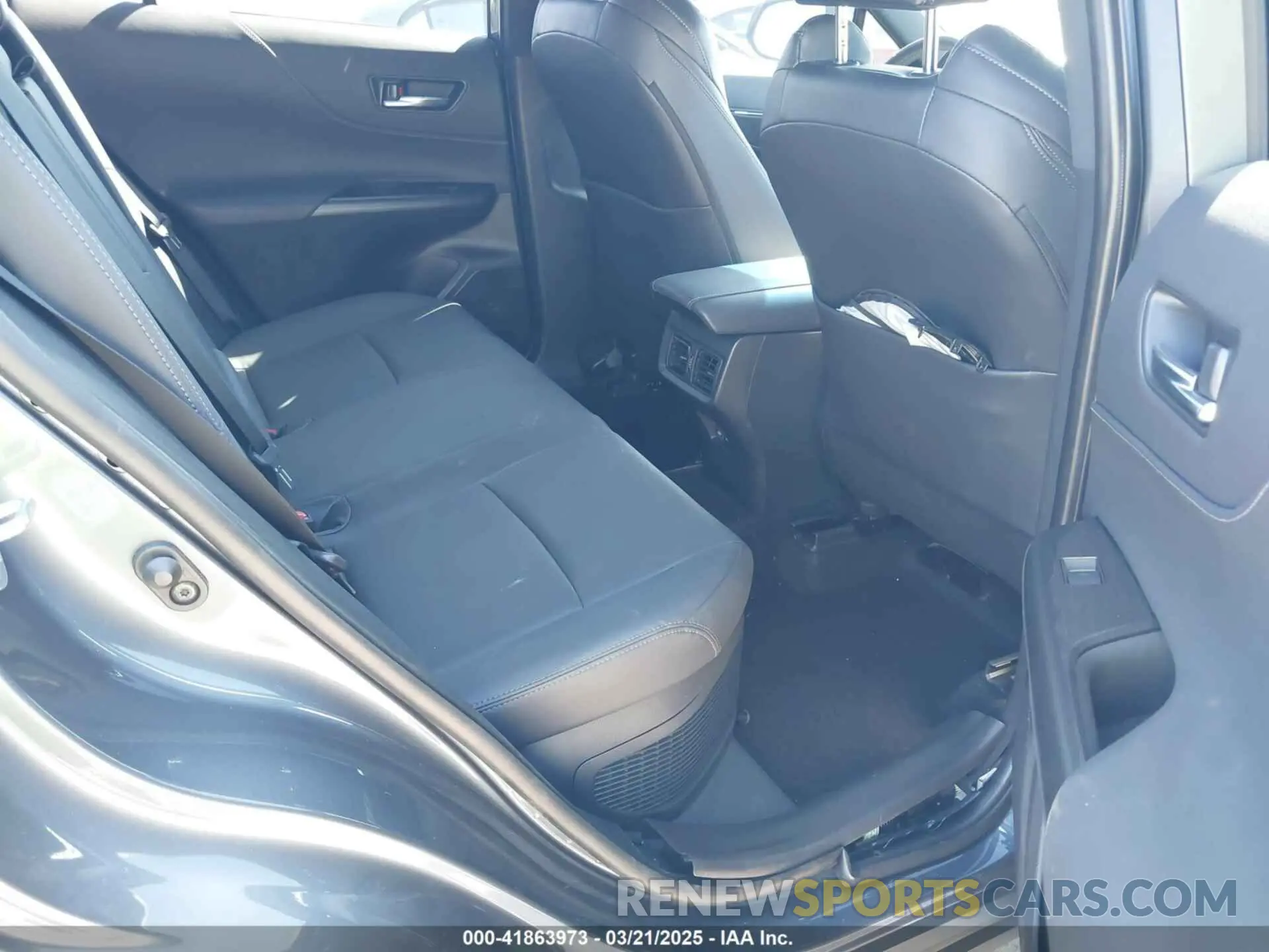 8 Фотография поврежденного автомобиля JTEAAAAH8RJ180701 TOYOTA VENZA 2024