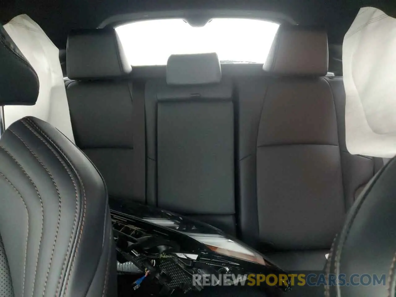 10 Photograph of a damaged car JTEAAAAH8RJ184084 TOYOTA VENZA 2024