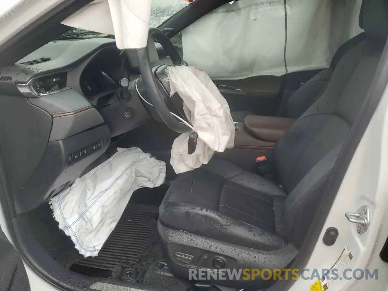 7 Photograph of a damaged car JTEAAAAH8RJ184084 TOYOTA VENZA 2024