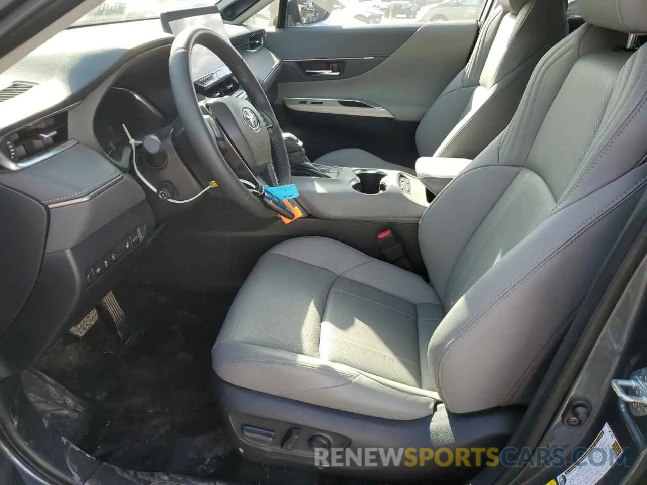7 Photograph of a damaged car JTEAAAAHXRJ172163 TOYOTA VENZA 2024