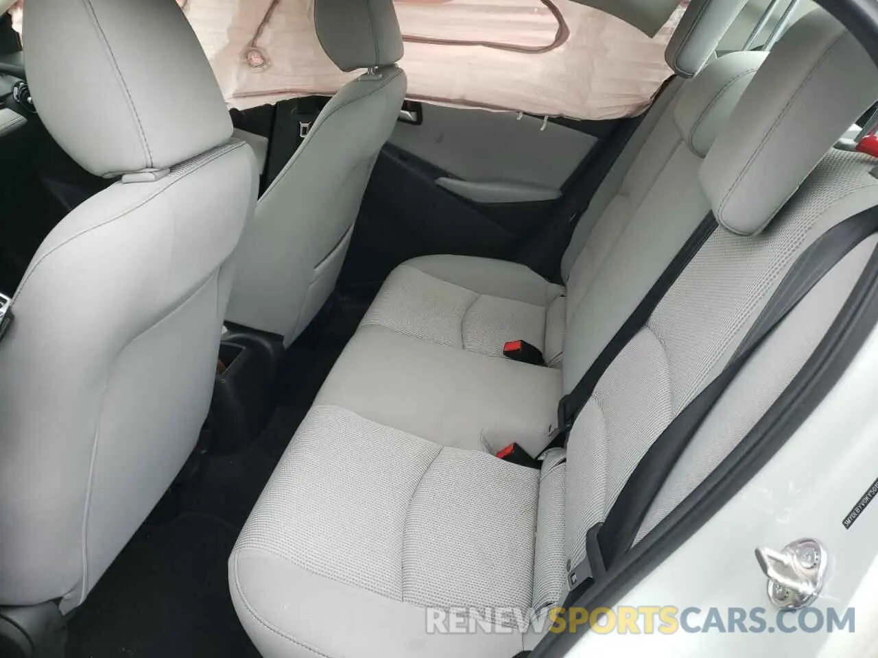 6 Photograph of a damaged car 3MYDLBYV0KY501985 TOYOTA YARIS 2019