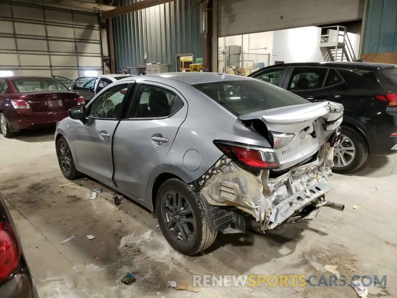 2 Фотография поврежденного автомобиля 3MYDLBYV0KY503347 TOYOTA YARIS 2019