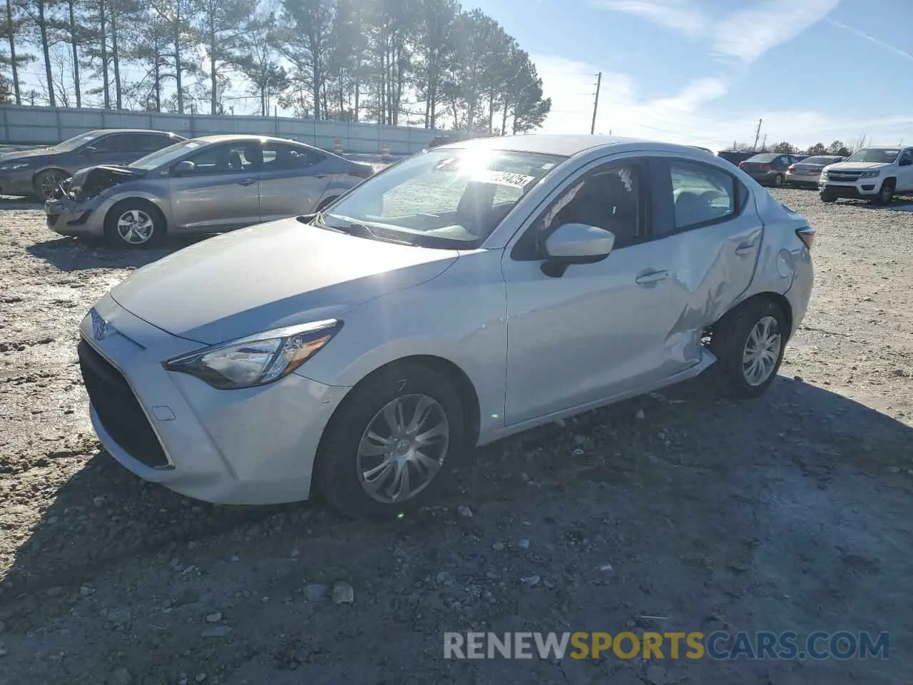 1 Фотография поврежденного автомобиля 3MYDLBYV0KY505938 TOYOTA YARIS 2019