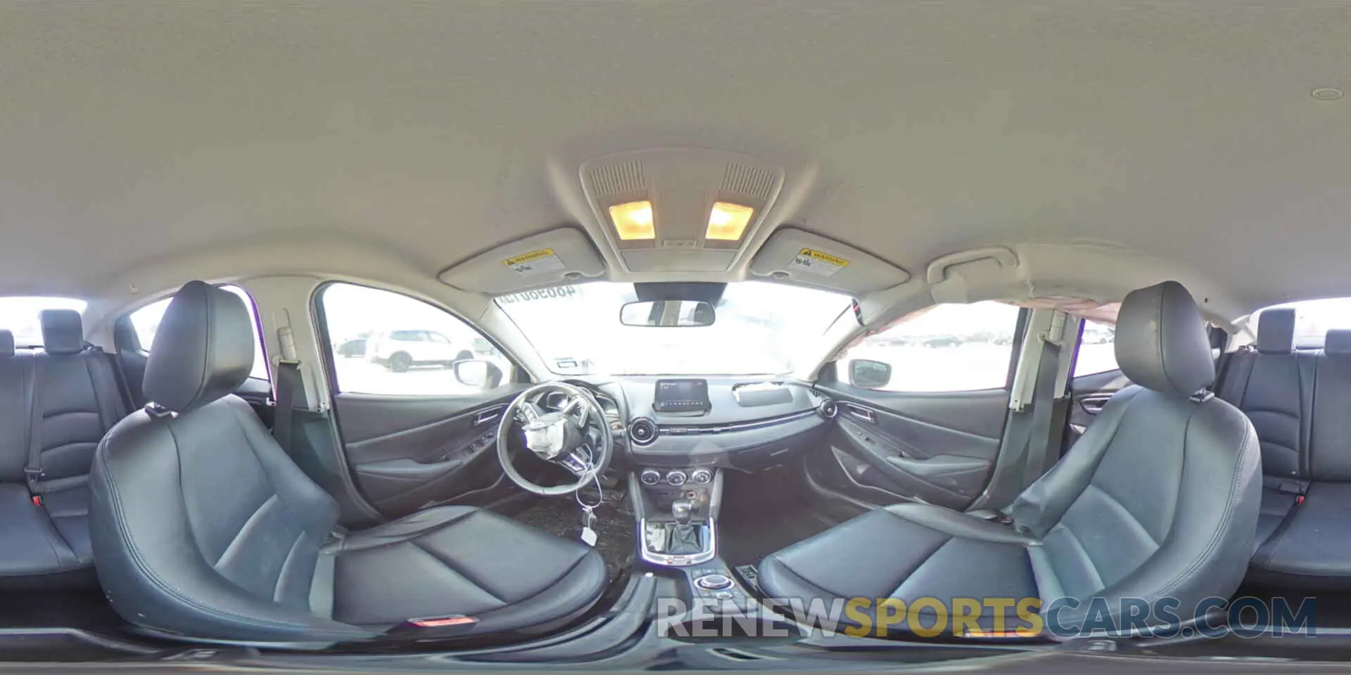 12 Фотография поврежденного автомобиля 3MYDLBYV0KY508113 TOYOTA YARIS 2019