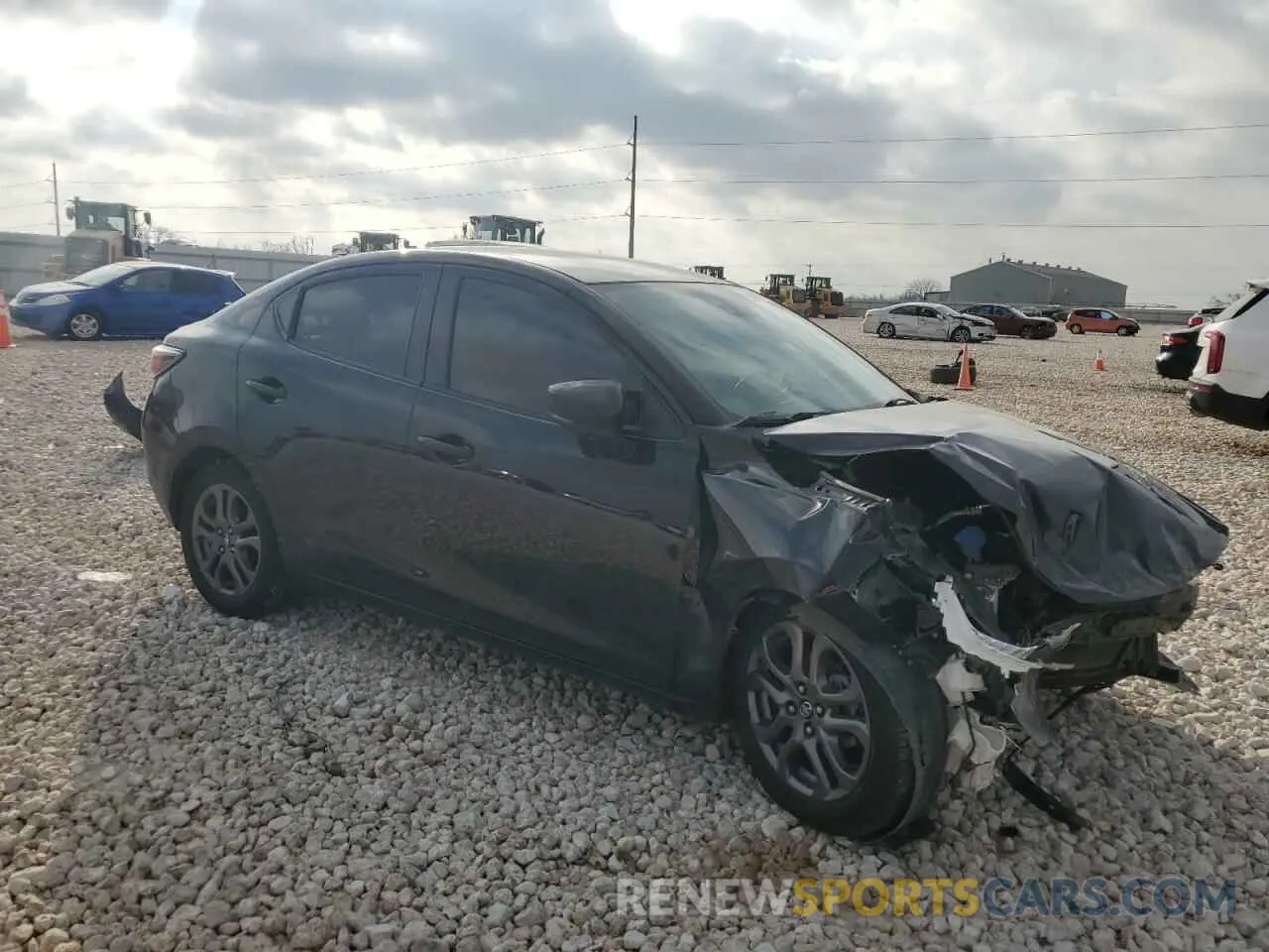 4 Фотография поврежденного автомобиля 3MYDLBYV0KY508113 TOYOTA YARIS 2019