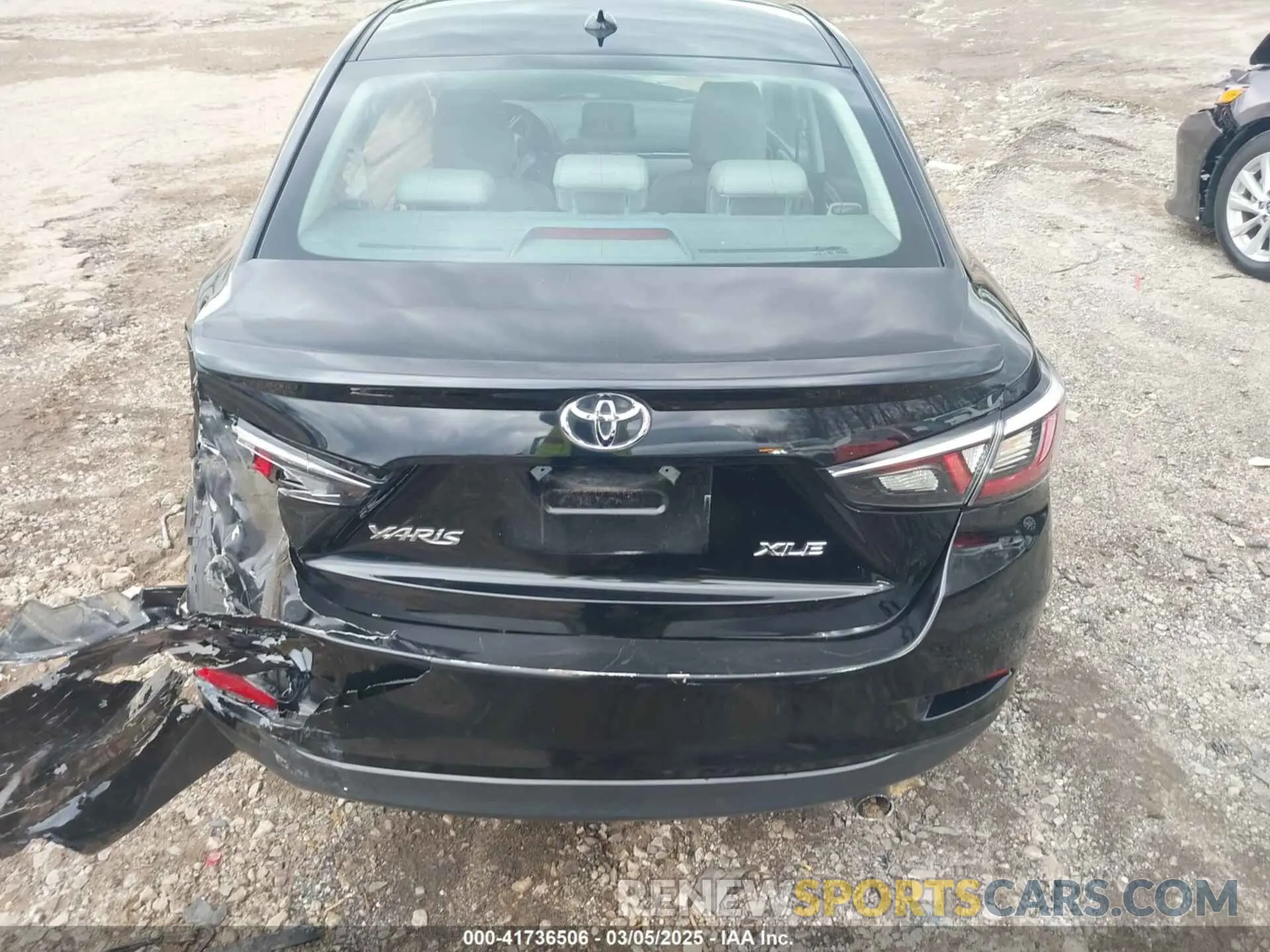 15 Photograph of a damaged car 3MYDLBYV0KY510167 TOYOTA YARIS 2019