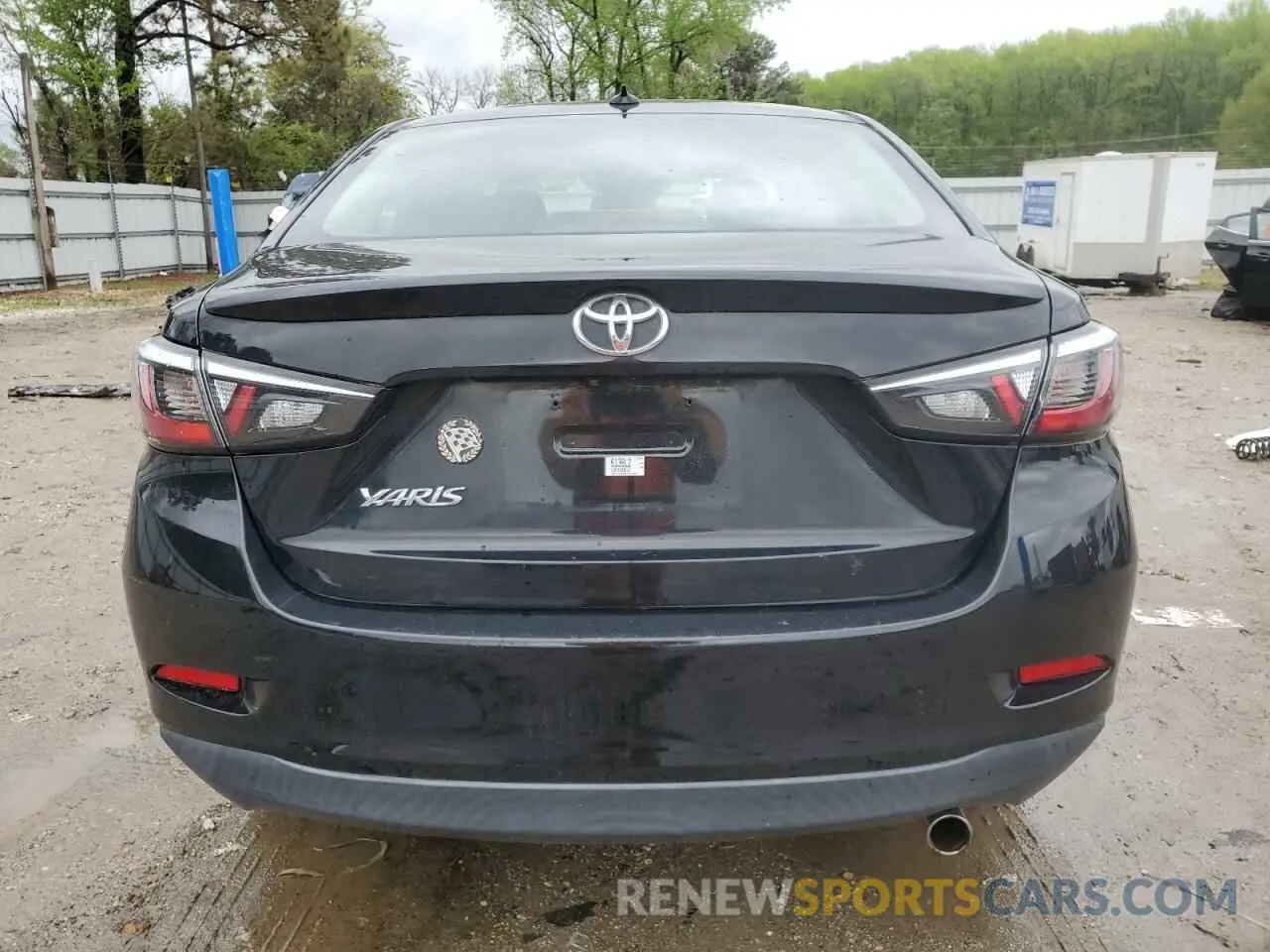 6 Photograph of a damaged car 3MYDLBYV0KY513912 TOYOTA YARIS 2019