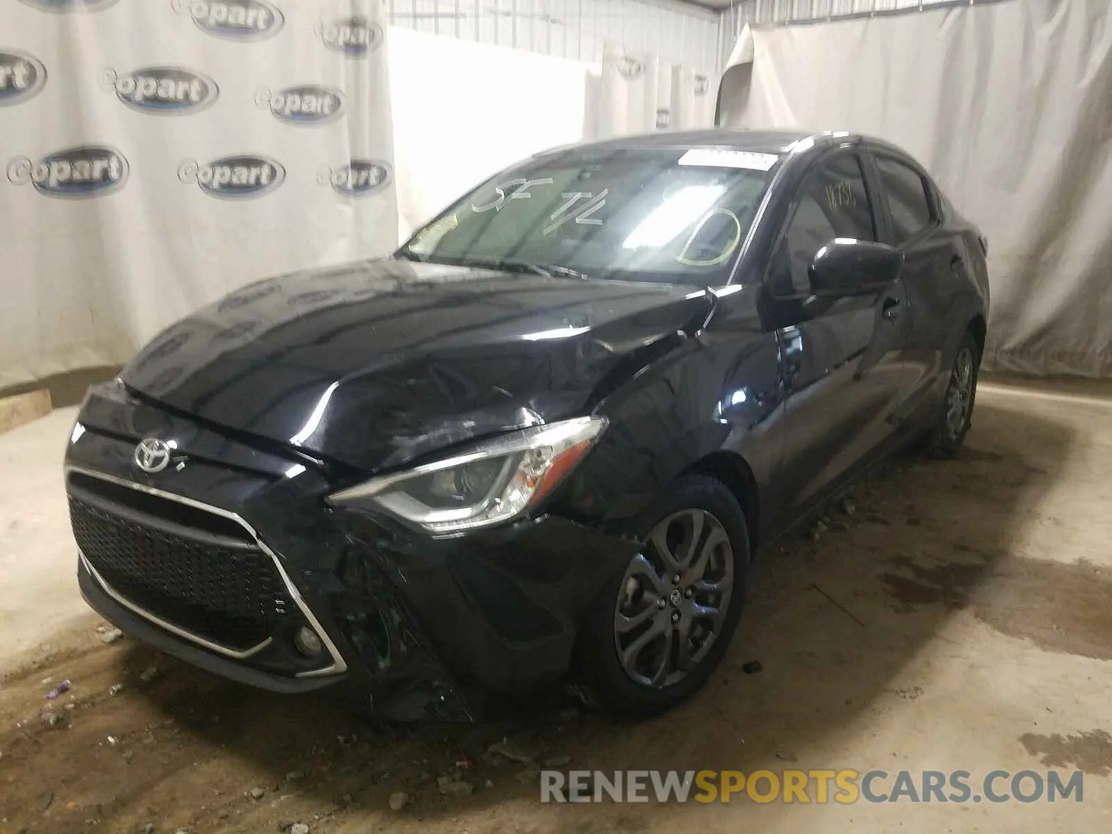 2 Photograph of a damaged car 3MYDLBYV0KY516406 TOYOTA YARIS 2019
