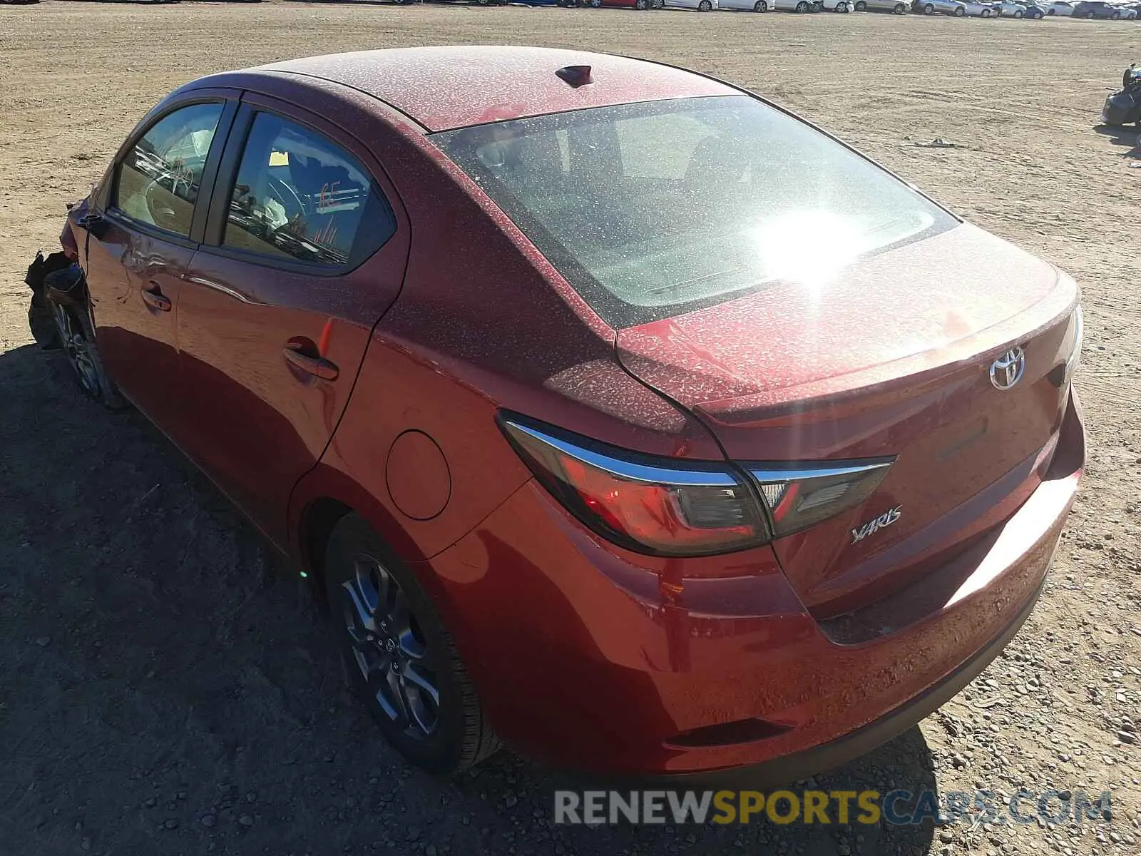 3 Photograph of a damaged car 3MYDLBYV0KY522366 TOYOTA YARIS 2019