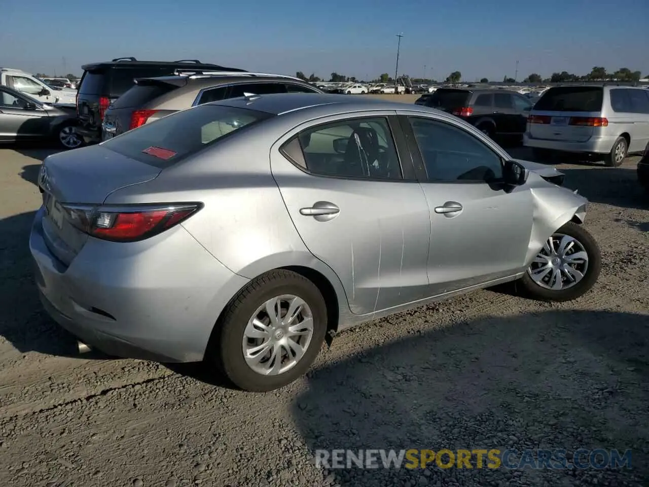3 Photograph of a damaged car 3MYDLBYV0KY522531 TOYOTA YARIS 2019