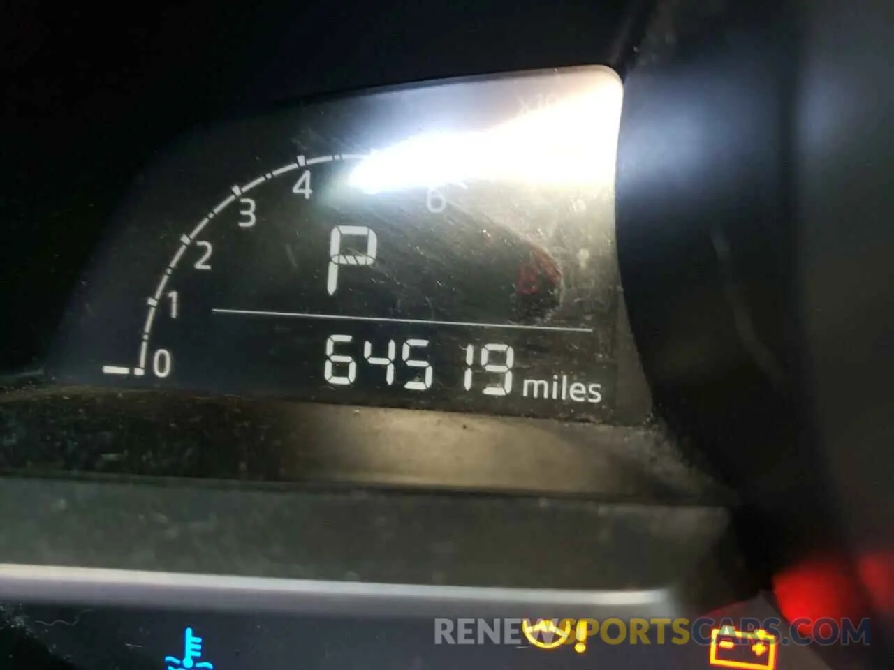8 Photograph of a damaged car 3MYDLBYV0KY524831 TOYOTA YARIS 2019