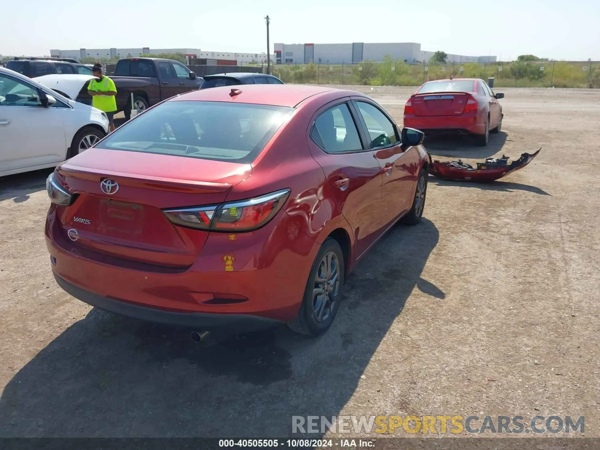 4 Photograph of a damaged car 3MYDLBYV0KY525073 TOYOTA YARIS 2019