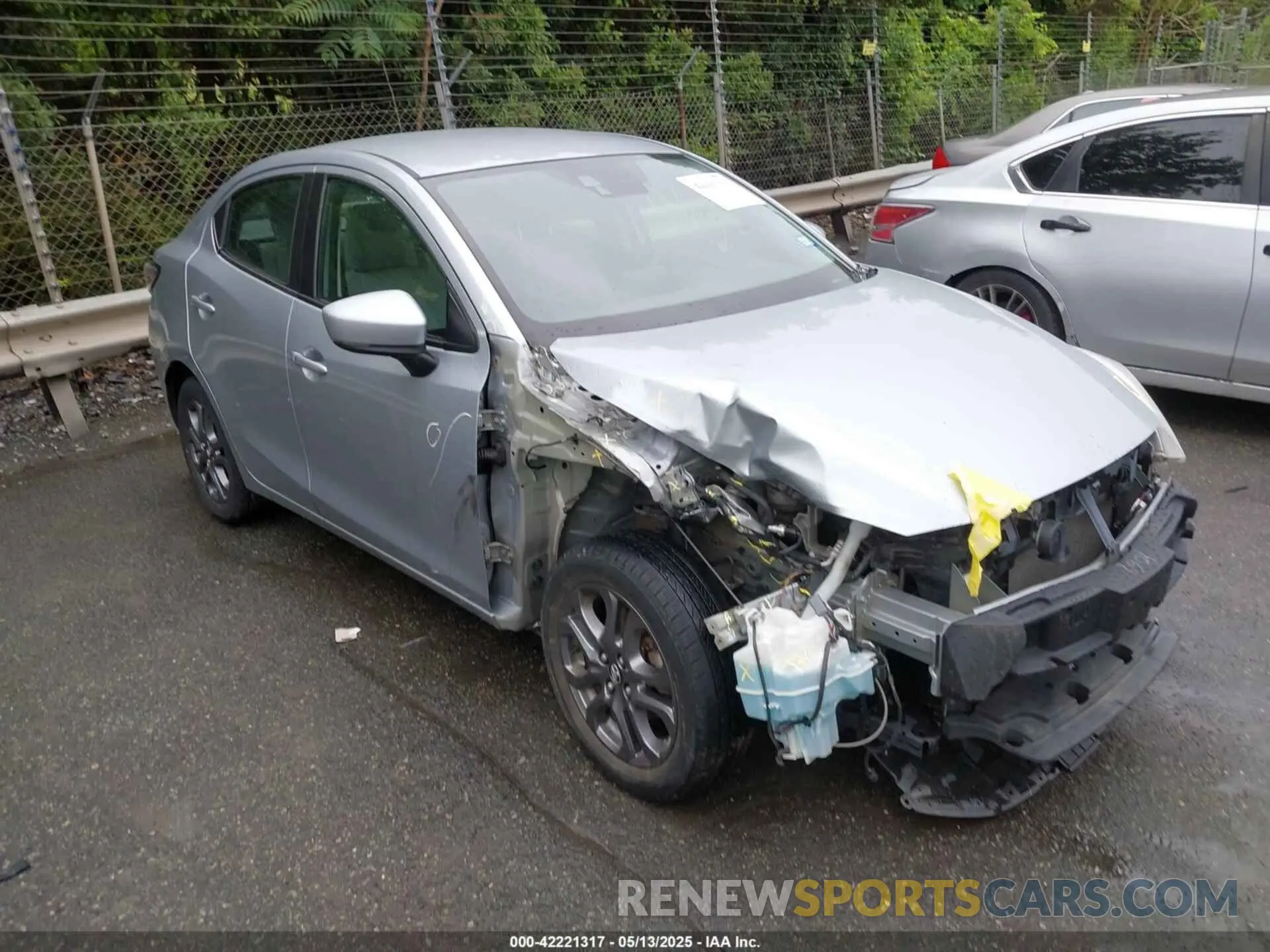 1 Фотография поврежденного автомобиля 3MYDLBYV1KY509934 TOYOTA YARIS 2019