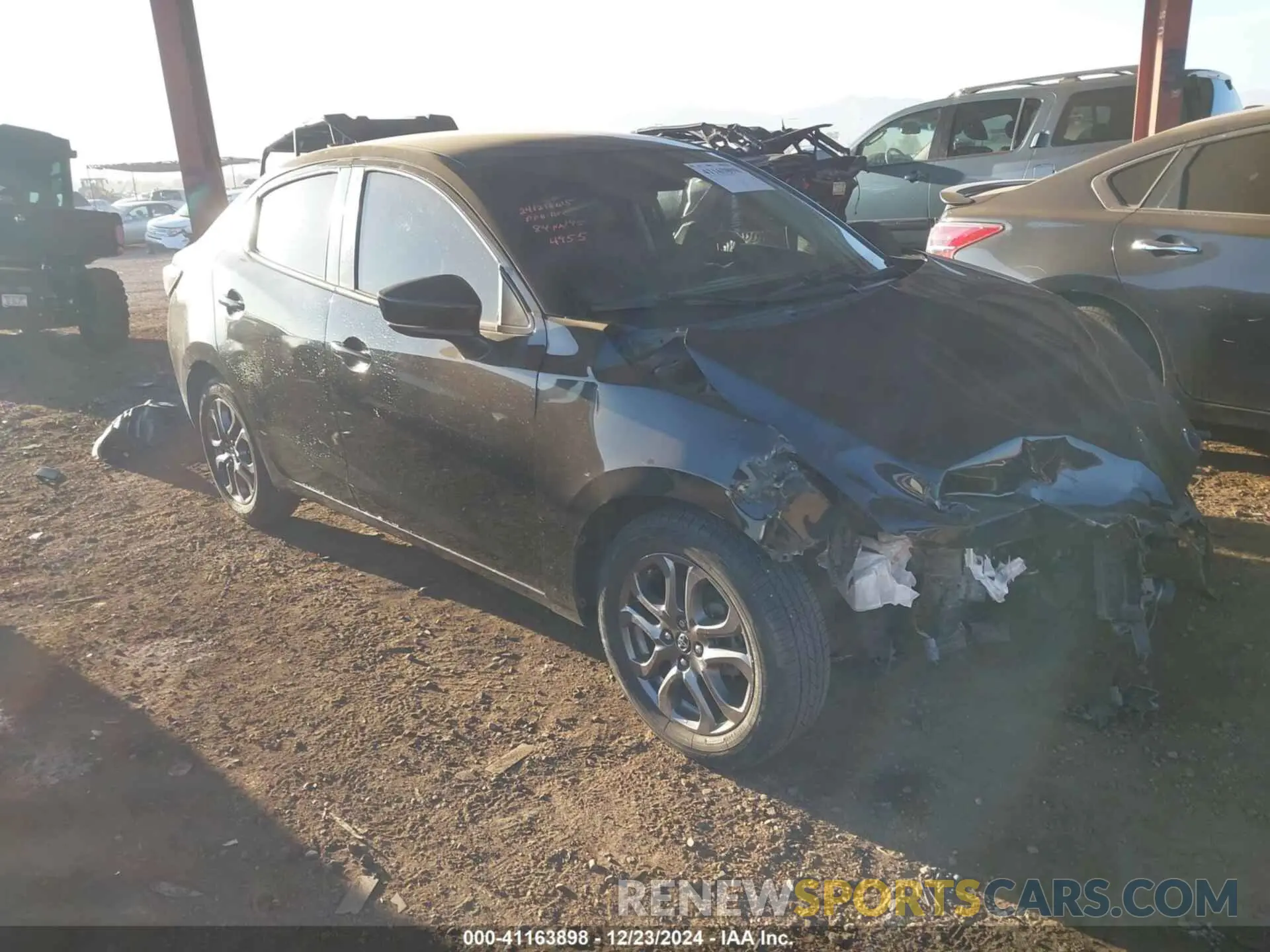 1 Photograph of a damaged car 3MYDLBYV1KY514955 TOYOTA YARIS 2019