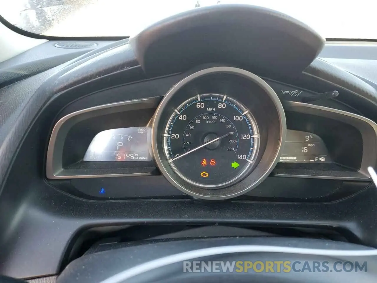 9 Photograph of a damaged car 3MYDLBYV1KY518357 TOYOTA YARIS 2019
