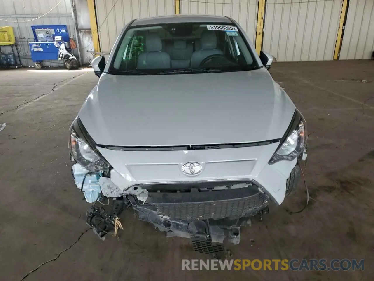 5 Photograph of a damaged car 3MYDLBYV1KY525194 TOYOTA YARIS 2019