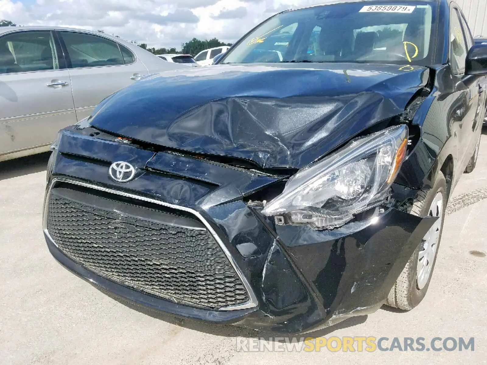 9 Photograph of a damaged car 3MYDLBYV2KY503172 TOYOTA YARIS 2019