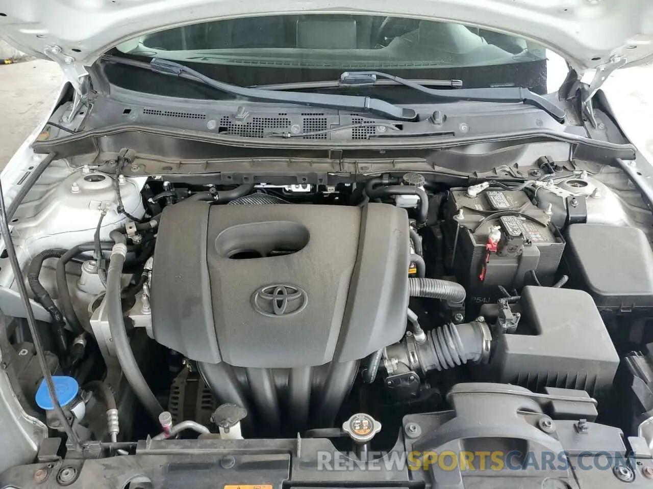 11 Photograph of a damaged car 3MYDLBYV2KY504919 TOYOTA YARIS 2019