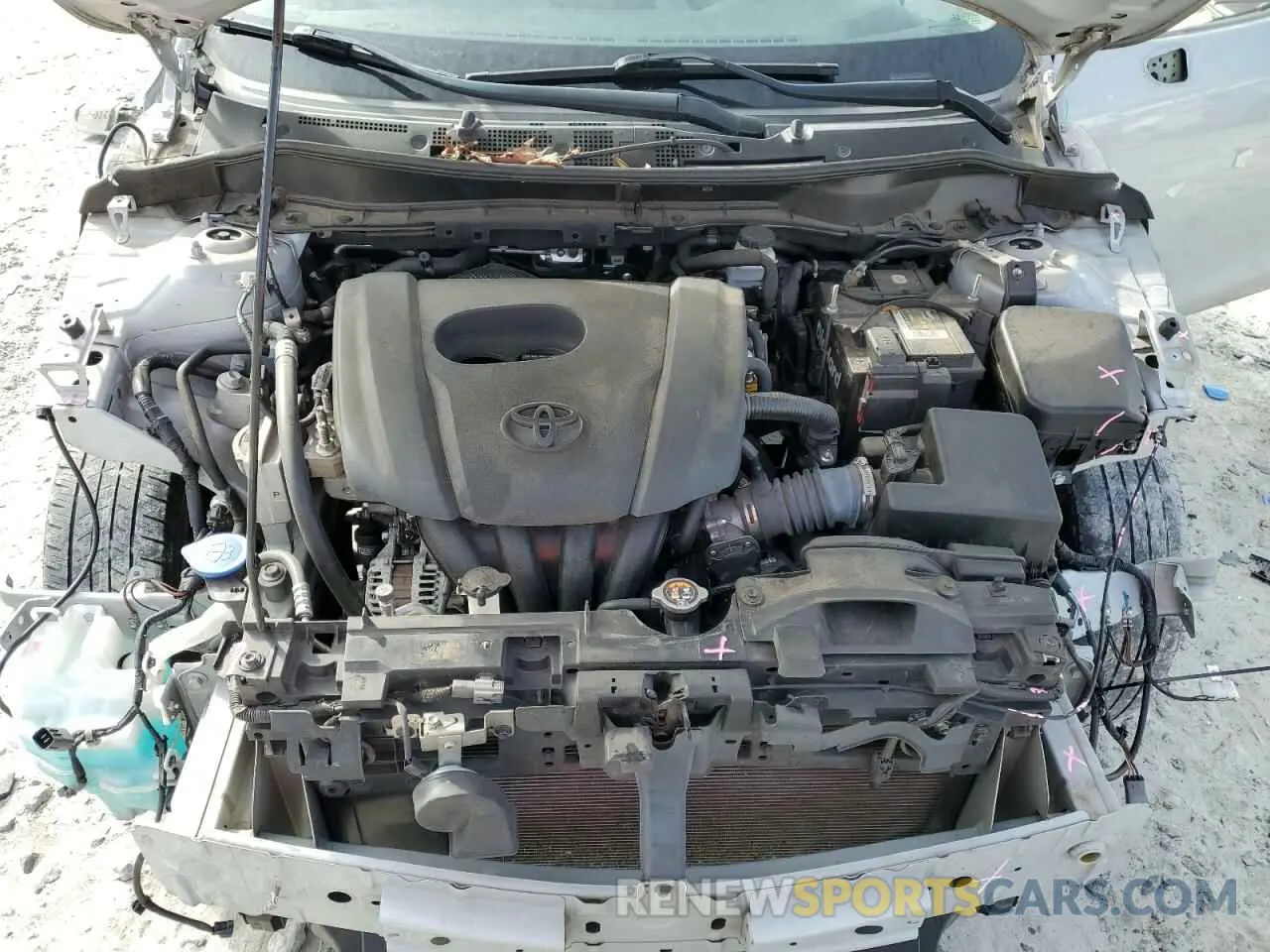 11 Photograph of a damaged car 3MYDLBYV2KY505925 TOYOTA YARIS 2019