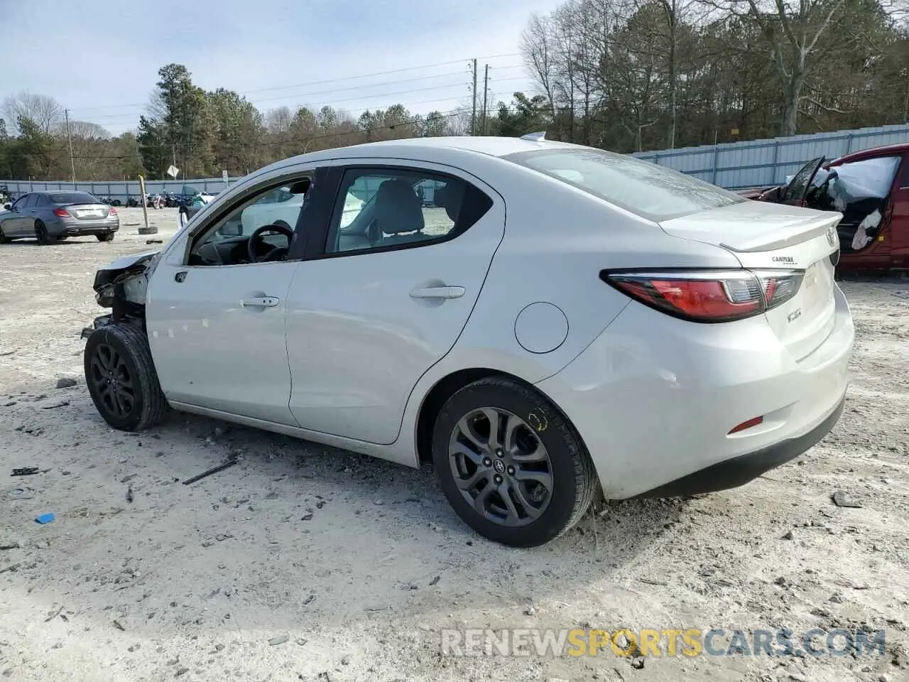 2 Photograph of a damaged car 3MYDLBYV2KY505925 TOYOTA YARIS 2019